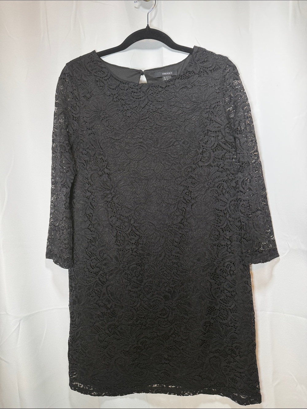 Forever 21 Black Lace Long-Sleeve Shift Dress size: S